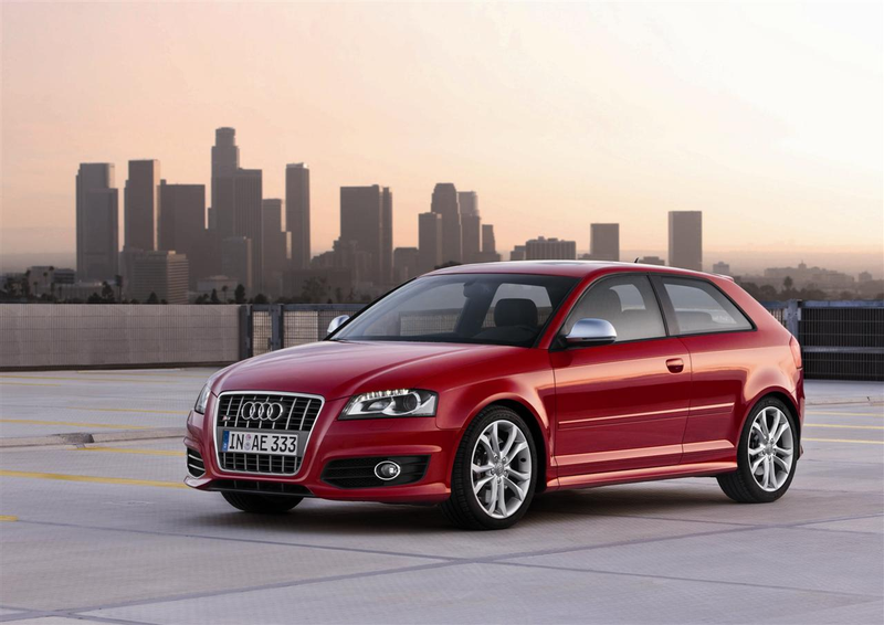 Illustration for article titled Audi S3 and S3 Sportback Get S-tronic Paddle Shift Transmission